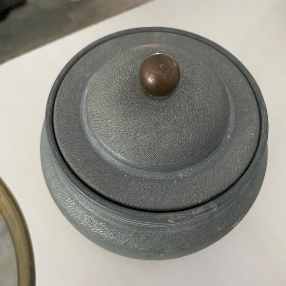 Vintage Powder Puff Trinket Music Box - Picture 3 of 9